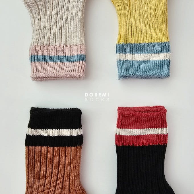 Teamand - Korean Children Fashion - #childofig - Sand Dotom Camel Socks Set - 9