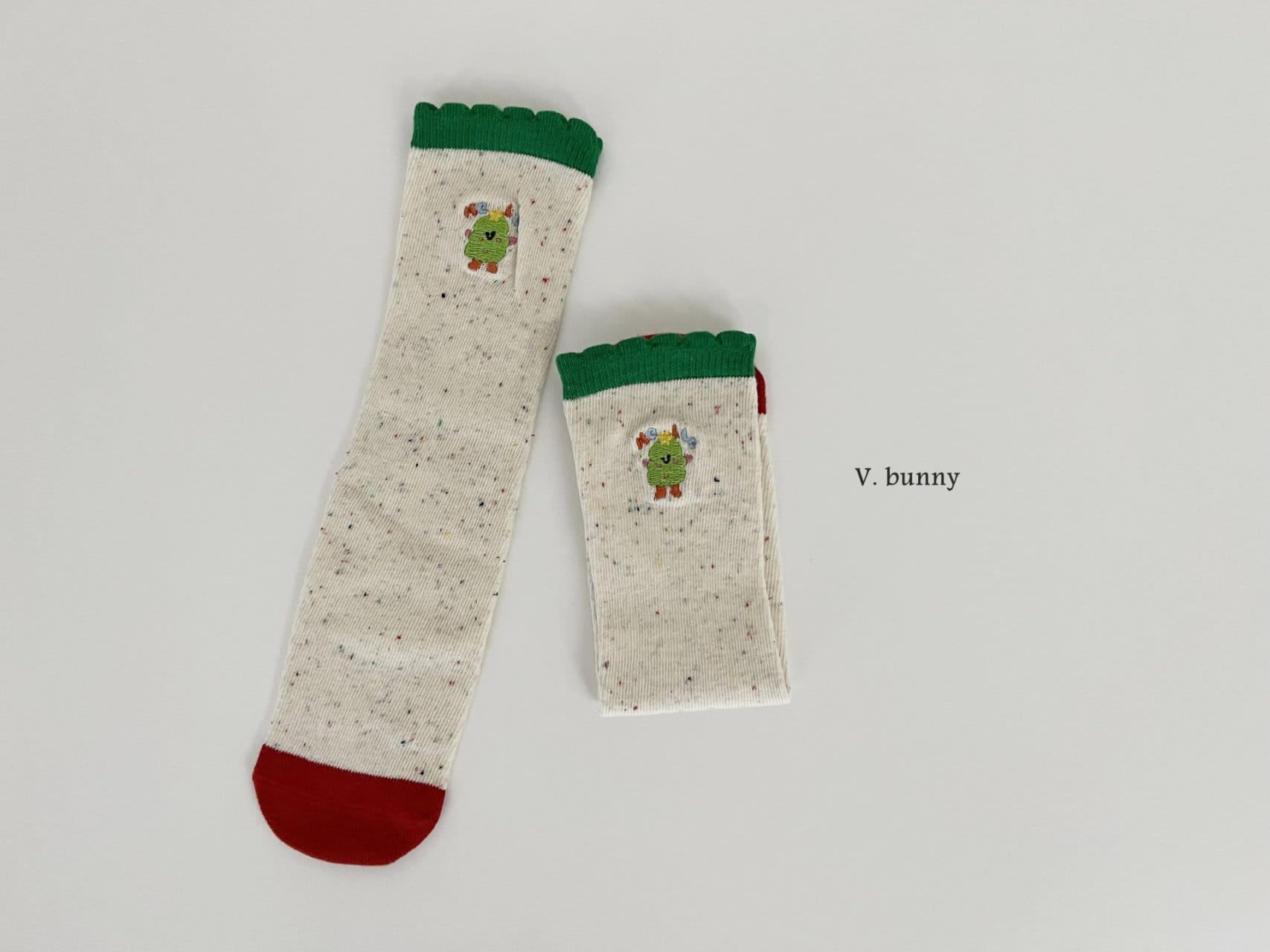 V Bunny - Korean Children Fashion - #kidsstore - Christmas Cone Bear Socks - 6