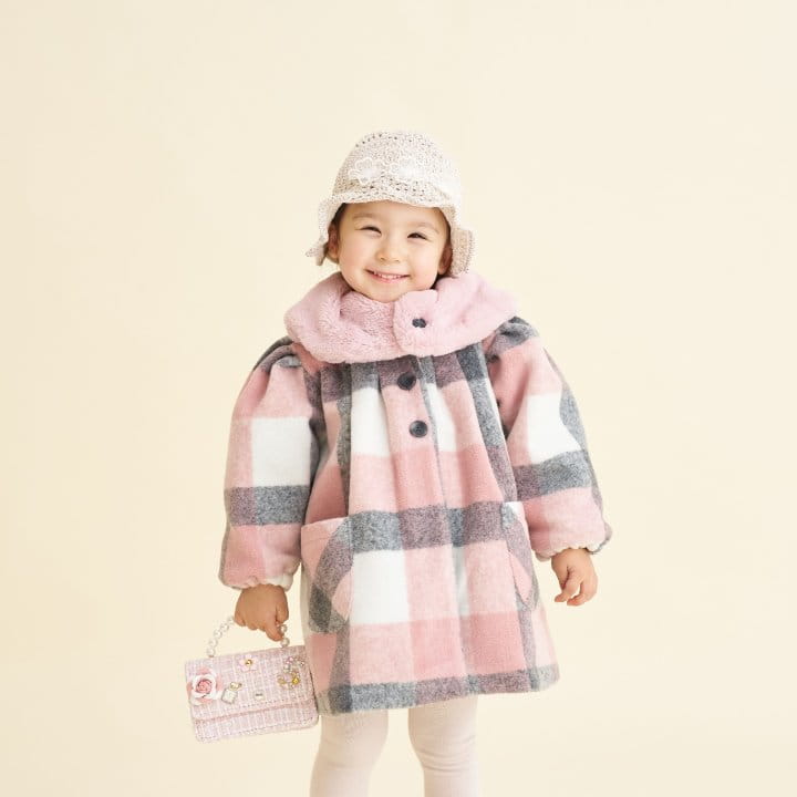 Aida - Korean Children Fashion - #kidzfashiontrend - Fluffy Collar W Coat - 2