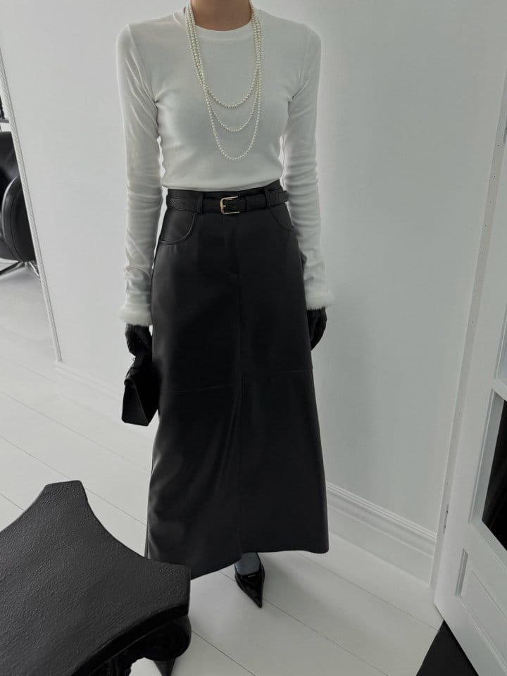 Black Fuchsia - Korean Women Fashion - #momslook - Varney Sleeve Tee