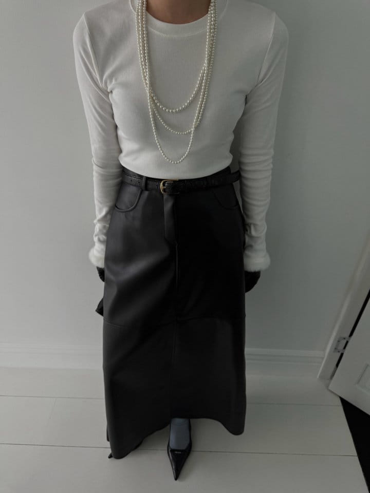 Black Fuchsia - Korean Women Fashion - #womensfashion - Varney Sleeve Tee - 2