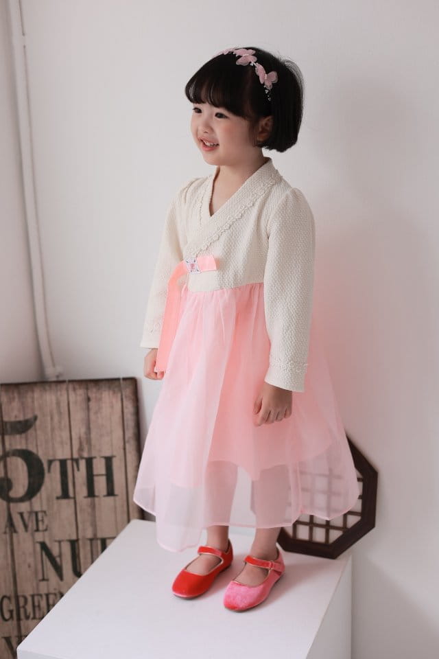 Dalla - Korean Children Fashion - #designkidswear - Party Day Girl Hanbok - 2