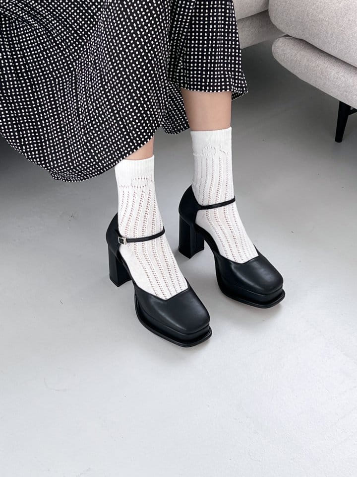 Golden Shoe - Korean Women Fashion - #romanticstyle - B1106 Slipper & Sandals - 5