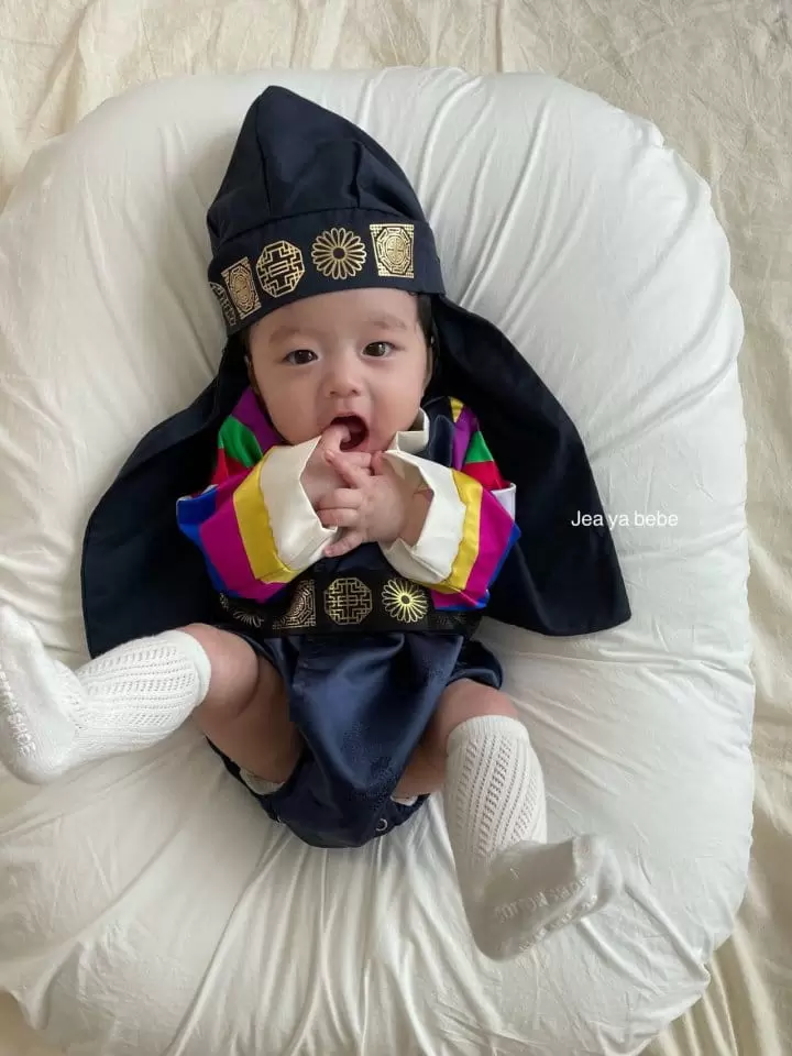 Jeaya & Mymi - Korean Baby Fashion - #smilingbaby - Boy multicolored stripes Hanbok 