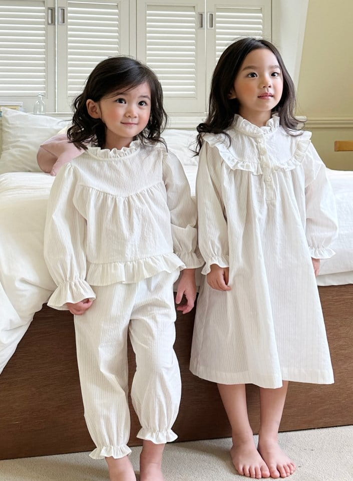 Le Bev - Korean Children Fashion - #prettylittlegirls -  Gold ST One-Piece - 2