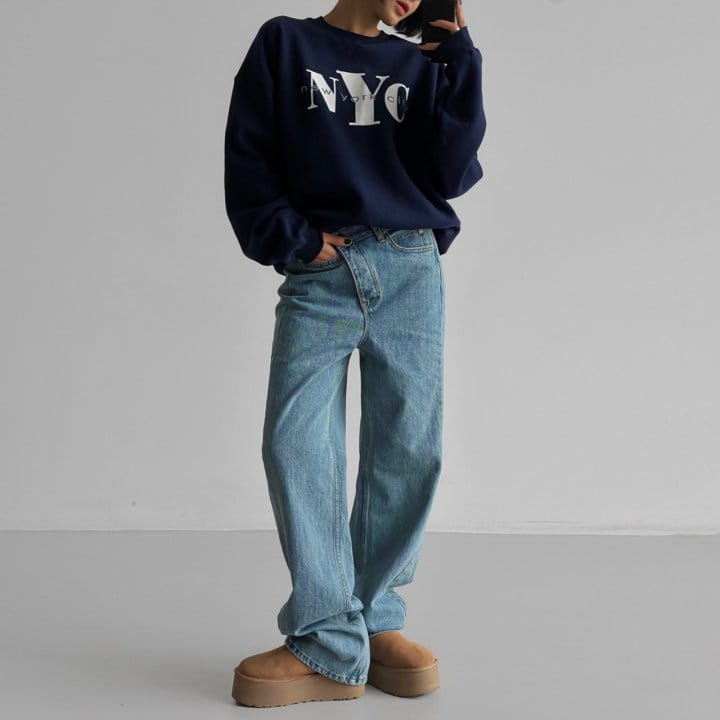 Paper Moon - Korean Women Fashion - #momslook - NYC vintage print sweatshirt - 2