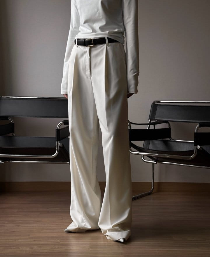 Paper Moon - Korean Women Fashion - #momslook - high waist one pleated wide trousers - 2