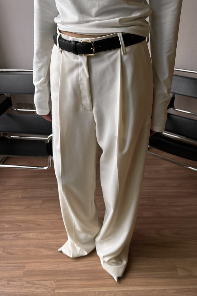 Paper Moon - Korean Women Fashion - #womensfashion - high waist one pleated wide trousers - 3