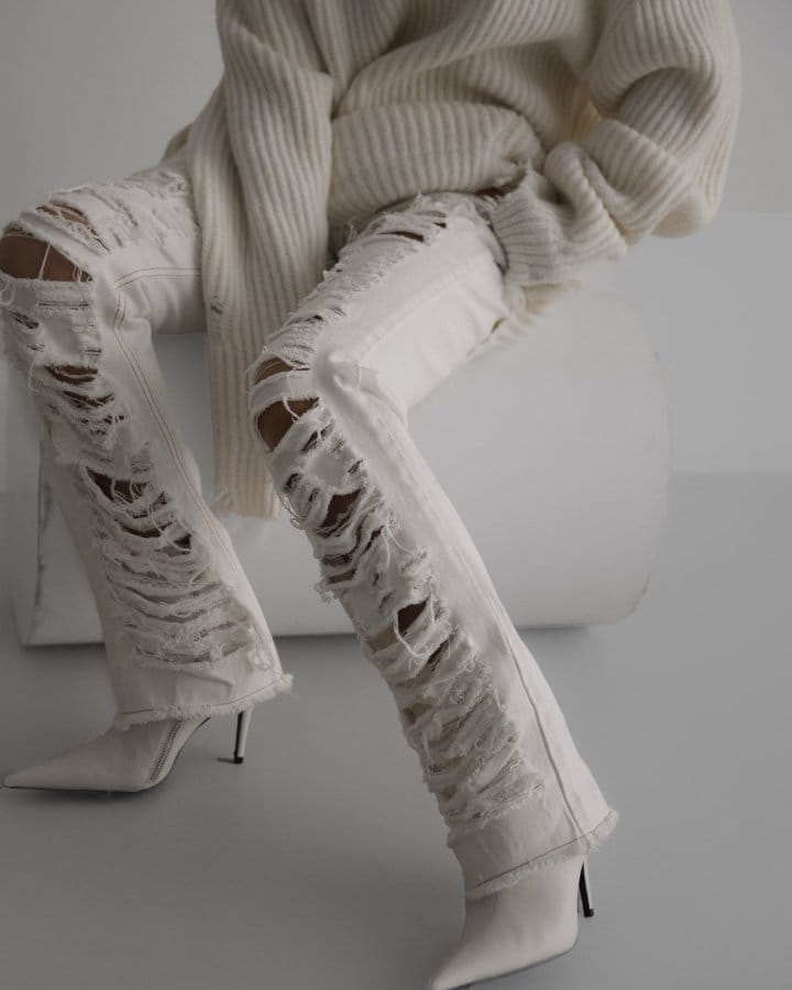 Paper Moon - Korean Women Fashion - #womensfashion - front maxi vintage damage detail white straight denim jeans