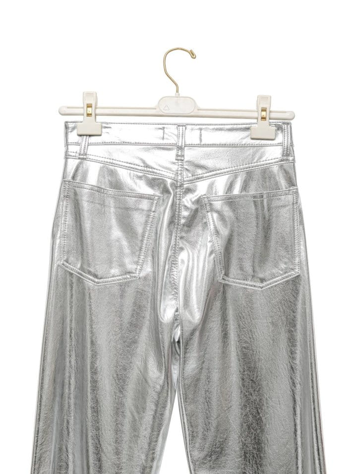 Paper Moon - Korean Women Fashion - #womensfashion - Patent Vegan L Coated Straight Pants  - 10