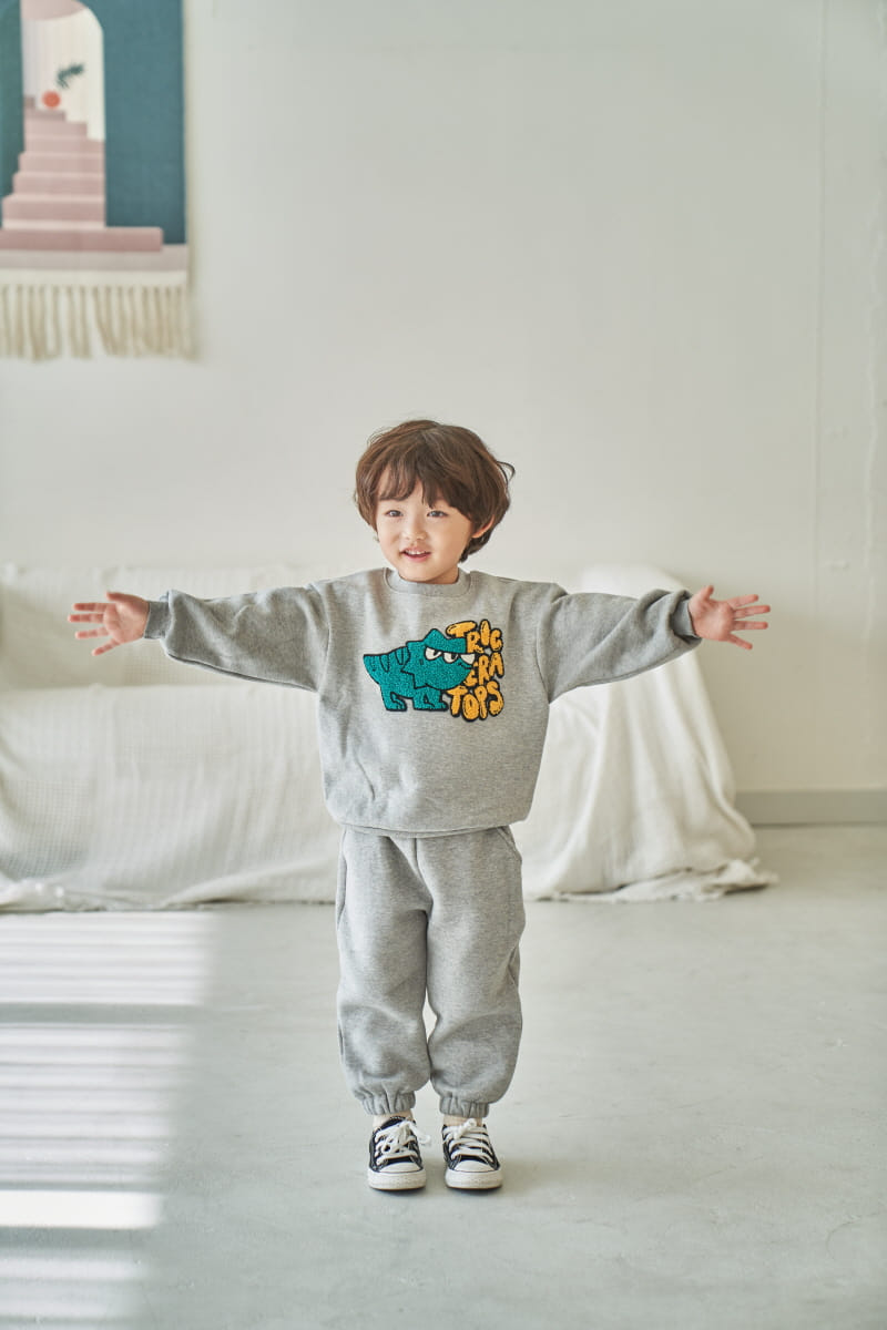 Pepper Mint - Korean Children Fashion - #childofig - Three Horn Dino Sweatshirt - 7