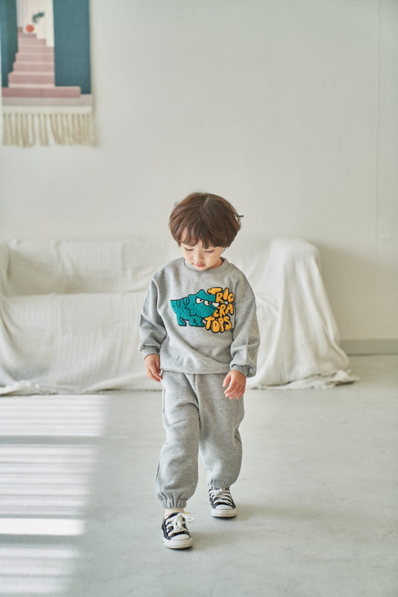 Pepper Mint - Korean Children Fashion - #childofig - Three Horn Dino Sweatshirt - 8