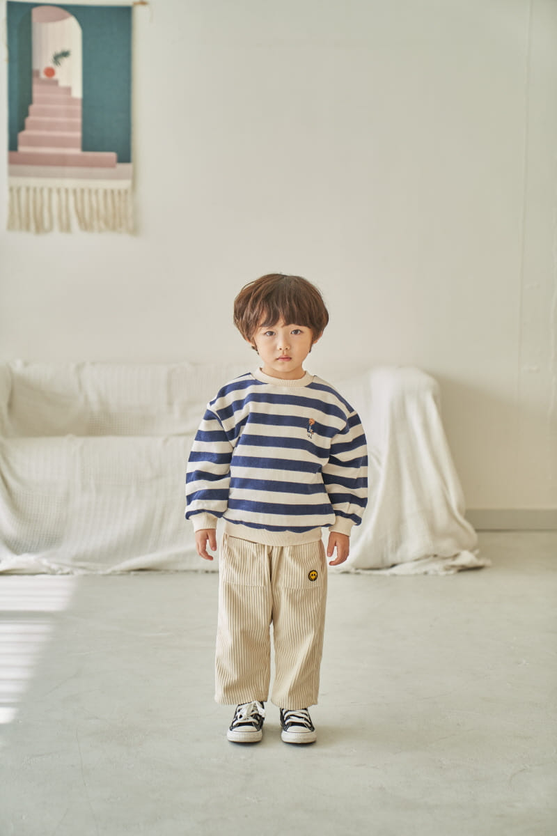 Pepper Mint - Korean Children Fashion - #kidsstore - ST P Bear Embroider Sweatshirt - 6