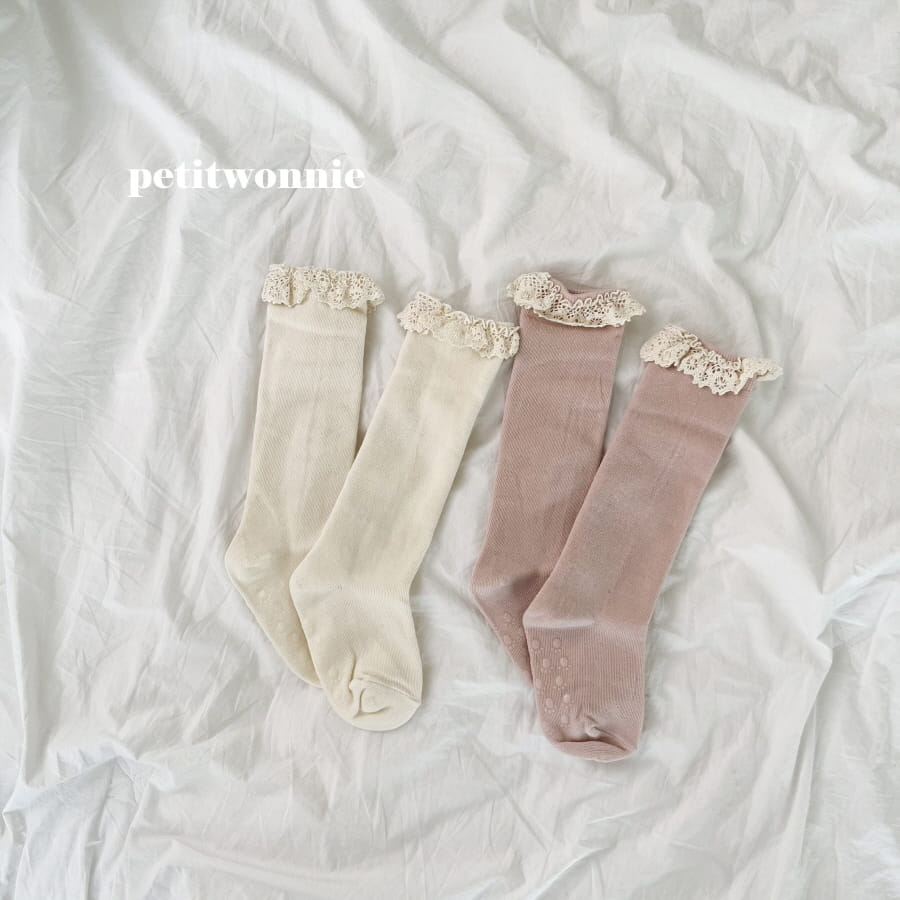 Petitwonnie - Korean Baby Fashion - #babyfashion - Torsion Lace Knee Socks - 3