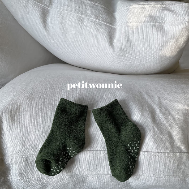 Petitwonnie - Korean Children Fashion - #prettylittlegirls - Christmas Sleep Socks Set