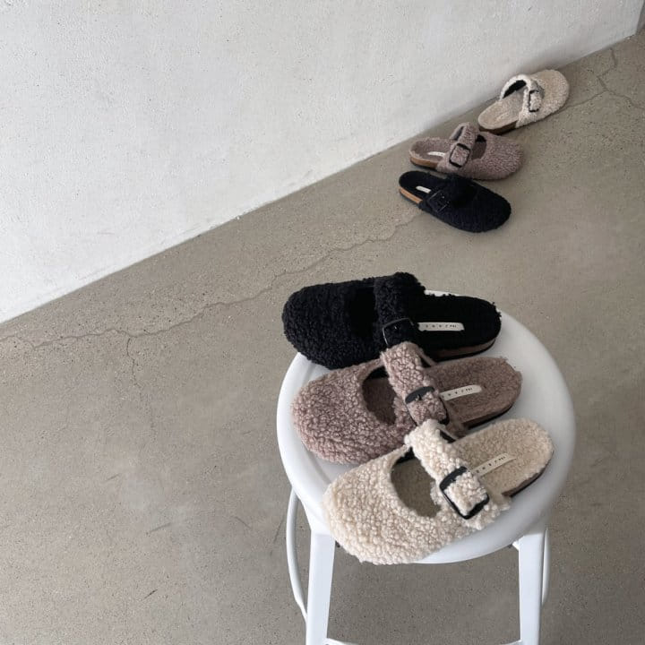 Ssangpa - Korean Women Fashion - #momslook - UDC 3100 Fleece Slipper & Sandals - 10