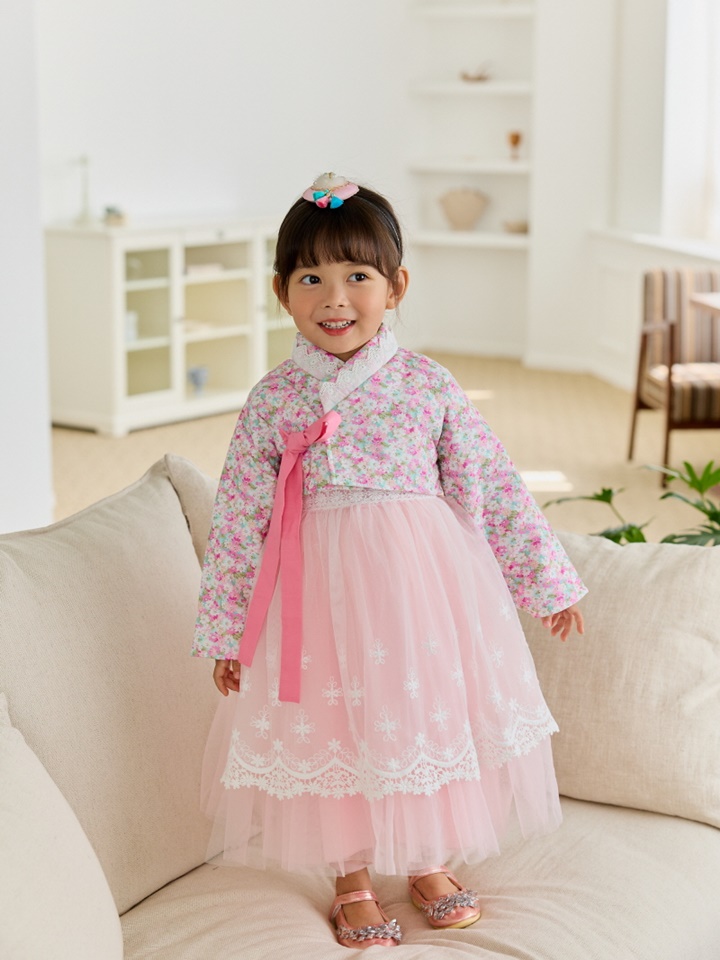 Jena Hanbok
