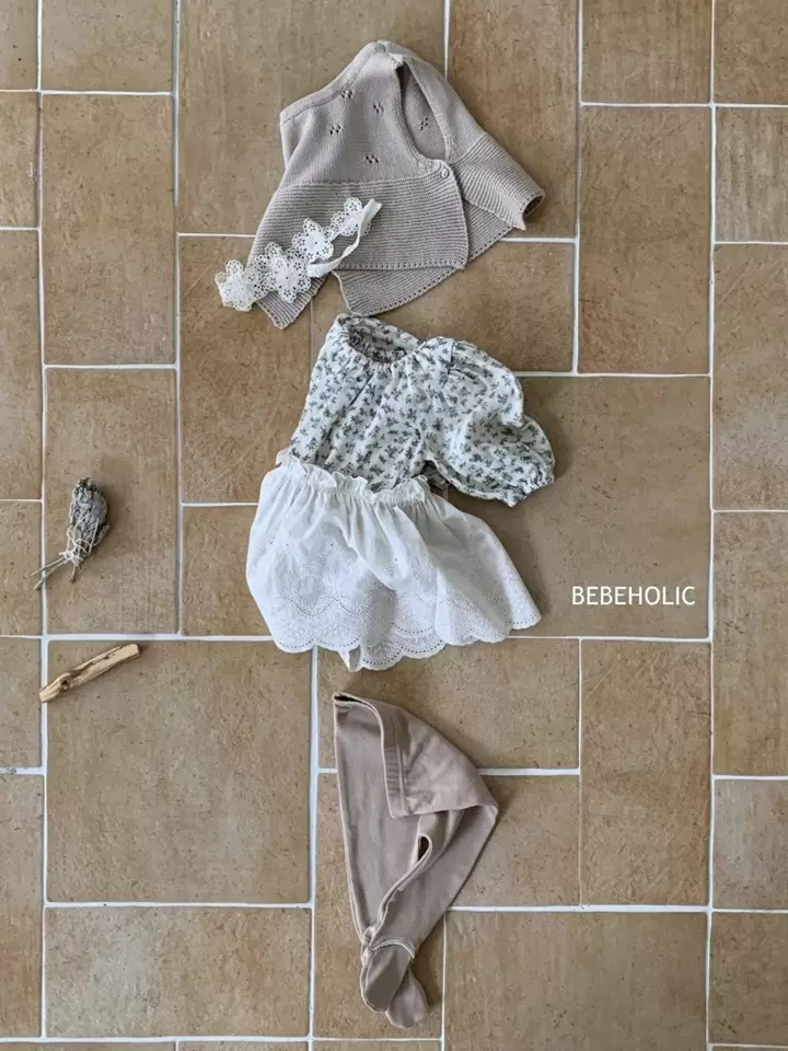 Flat Skirt Body Suit Set