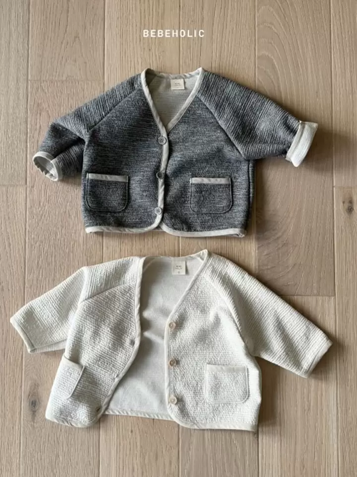 Kkureogi Cardigan