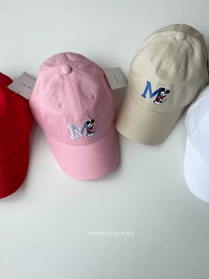 M Cap
