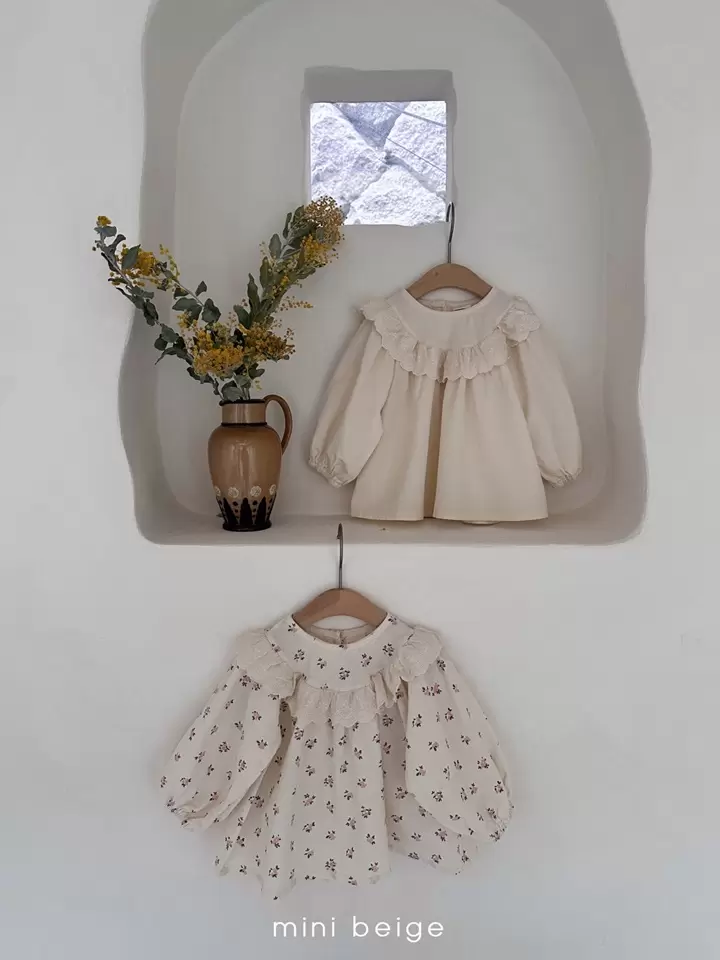 24 Shirring Blouse