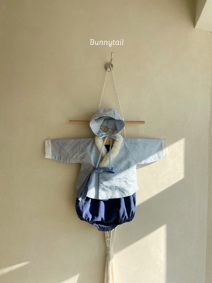Hanbok Yeon Hwa Boy Bebe Top Bottom Set Hanbok Yeon Hwa Boy Bebe Top Bottom Set