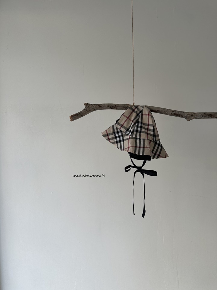 Bebe London Bucket Hat Bebe London Bucket Hat