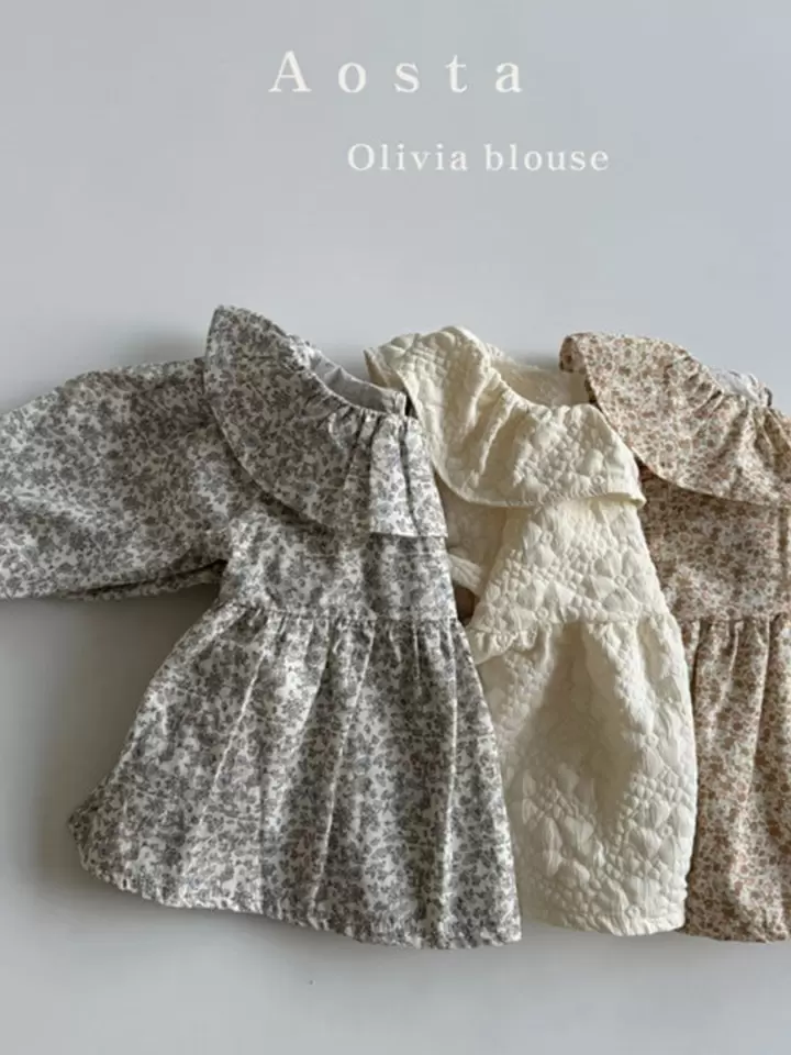 Olivia Blouse