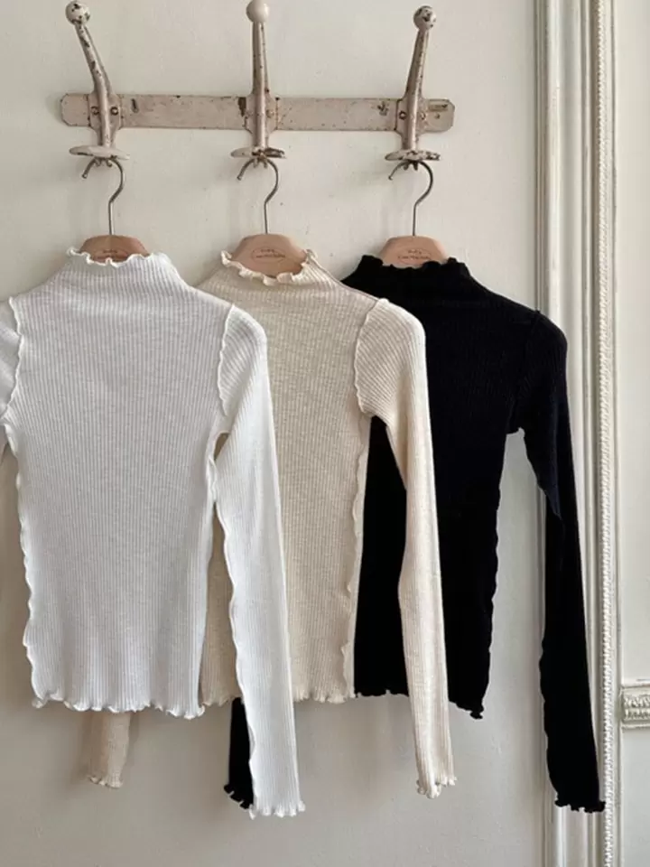 Adult Wave Rib Turtleneck Tee