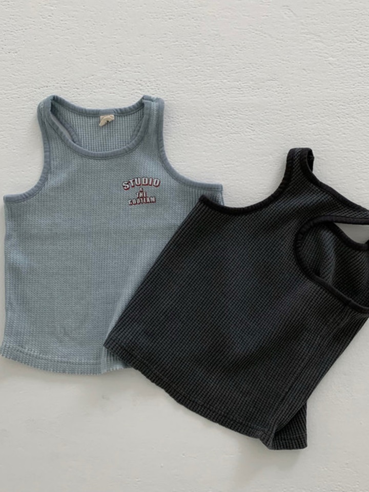 Hive Sleeveless