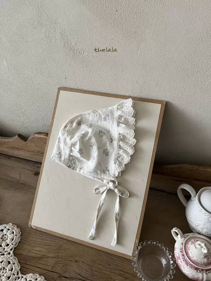 Romance Bonnet
