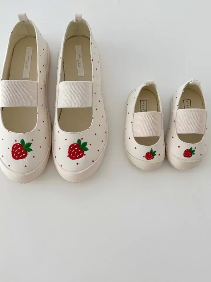 931 Pang Flats & Ballerinas