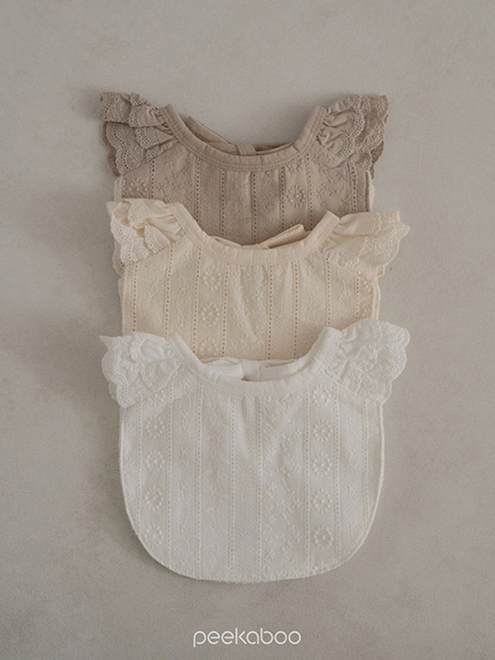 Lily Bib