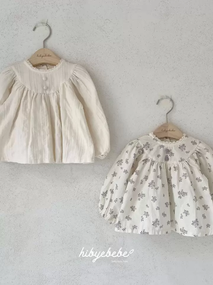Ava Blouse