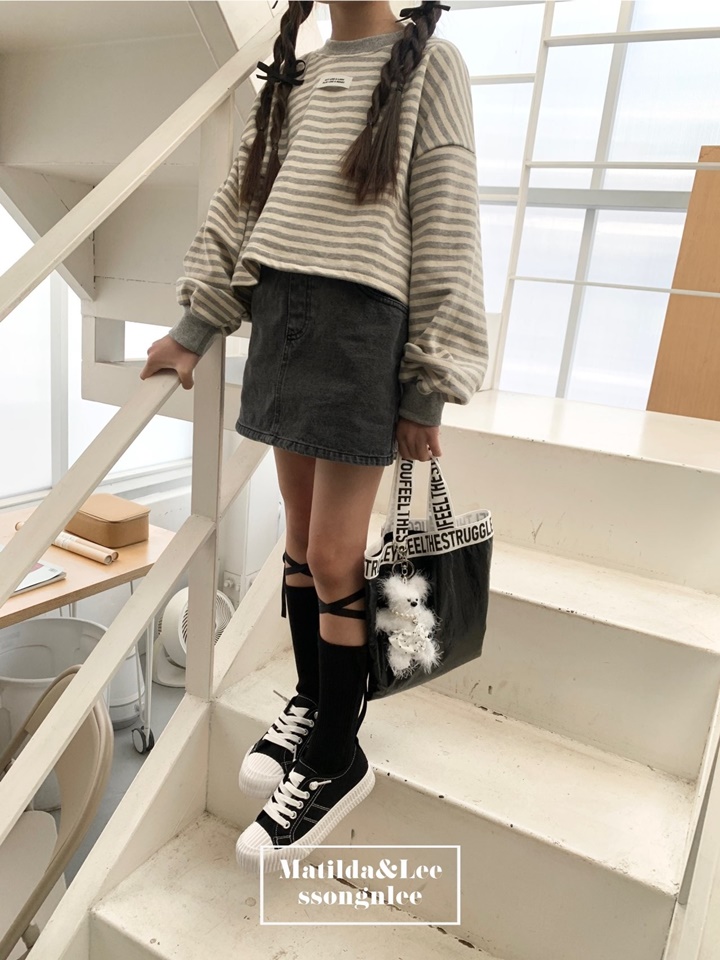 Matilda Ribbon String Knee Socks