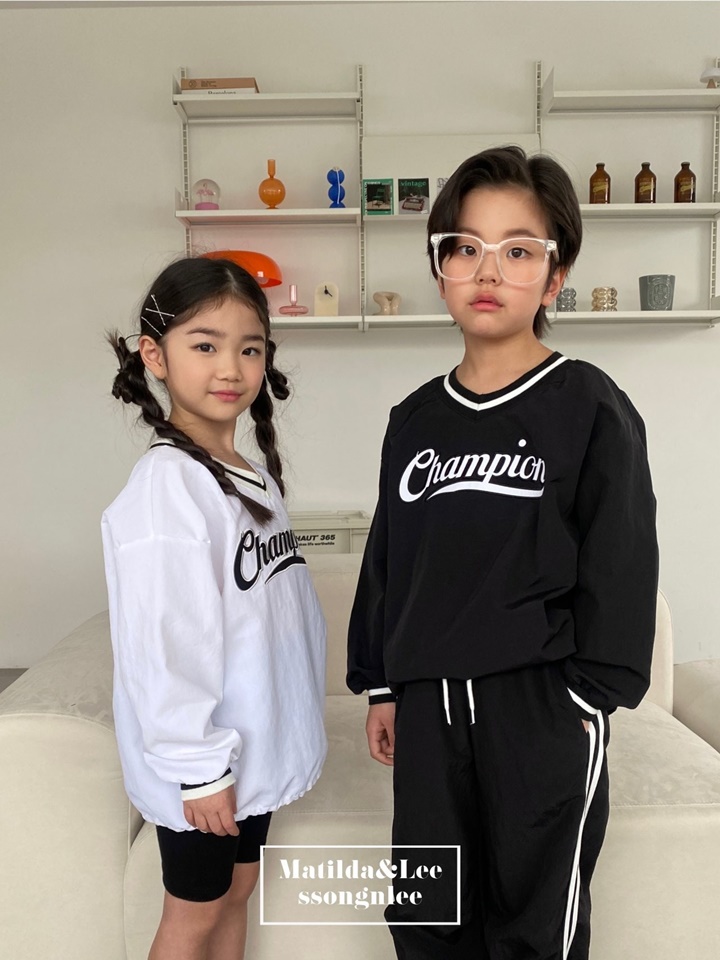 Windbreak Sweatshirt