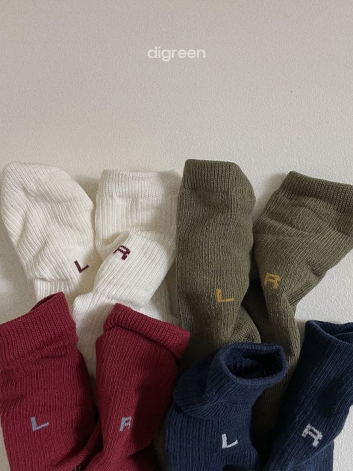 R L Socks