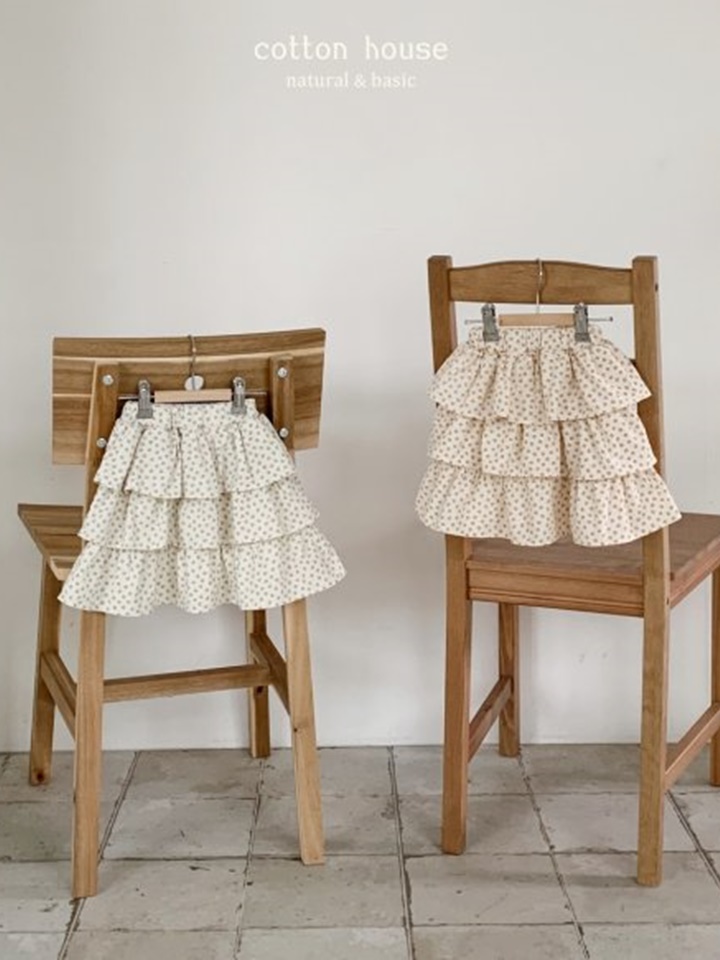 Small Flower Kan Kang Skirt