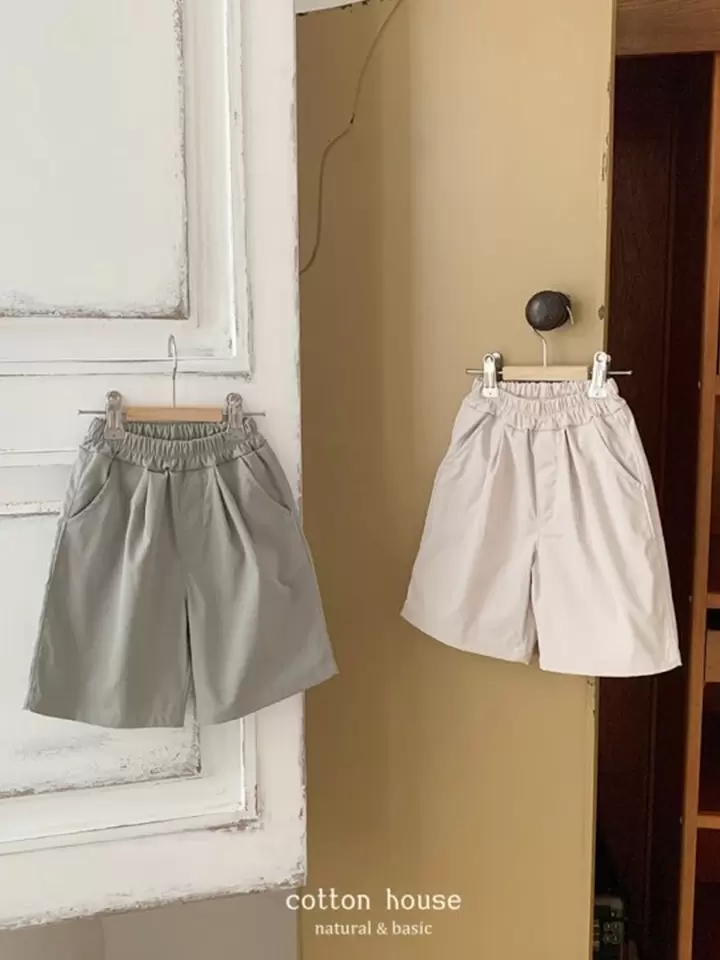 Capri Shorts