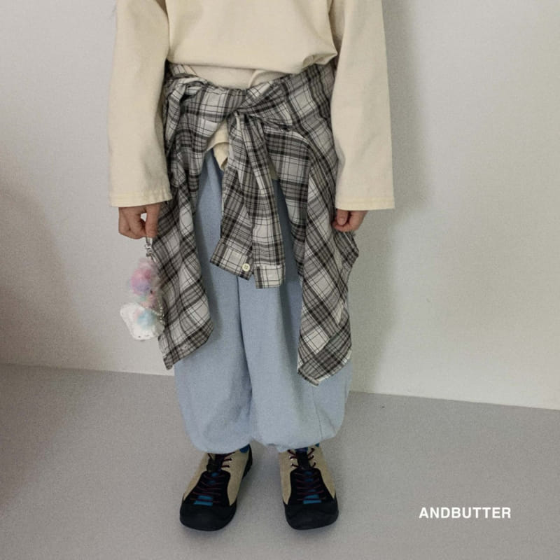 Andbutter - Korean Children Fashion - #stylishchildhood - Heart Jogger Pants - 3
