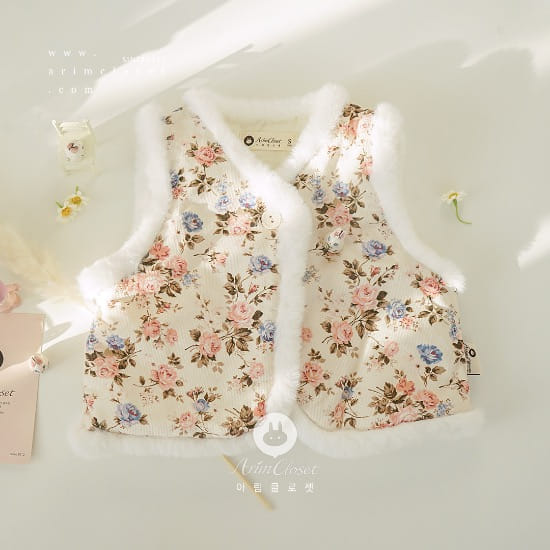 Arim Closet - Korean Children Fashion - #designkidswear - Fluffy Point Flower Vest