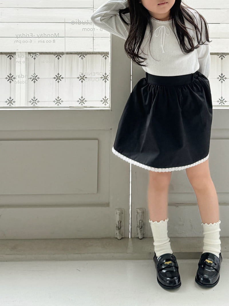 Bailey - Korean Children Fashion - #prettylittlegirls - Lace Ribbon Tee - 2
