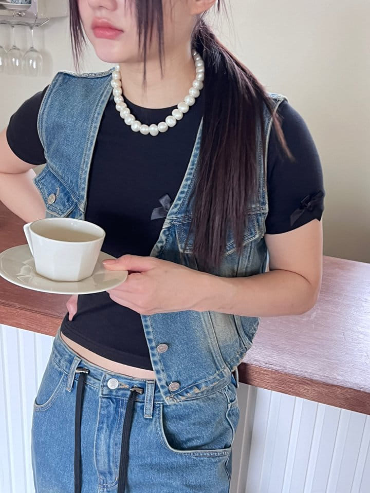 Bricklane - Korean Women Fashion - #momslook - Pocket Denim Vest - 10