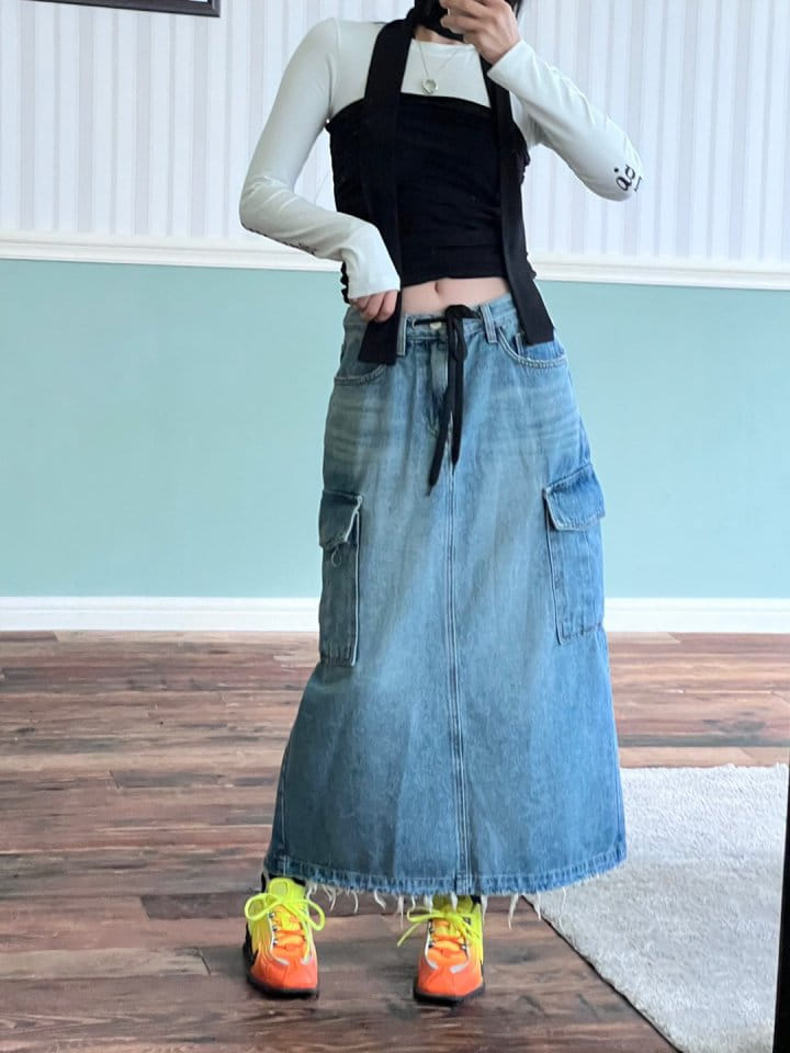 Bricklane - Korean Women Fashion - #momslook - Slit Denim Skirt - 7