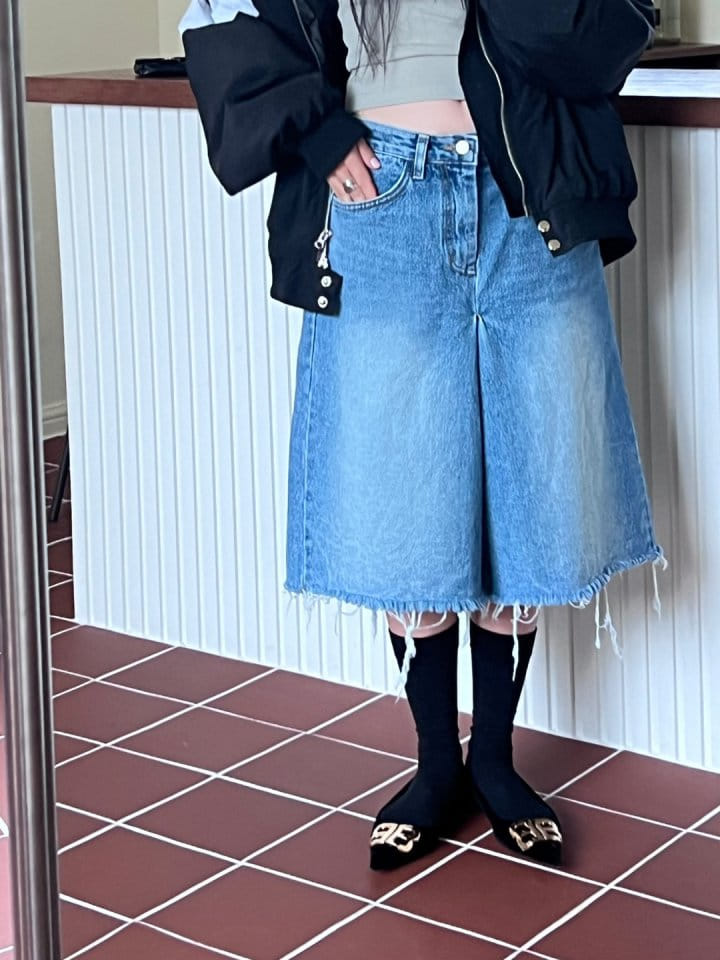 Bricklane - Korean Women Fashion - #restrostyle - Cutting Skirt Denim Pants - 3