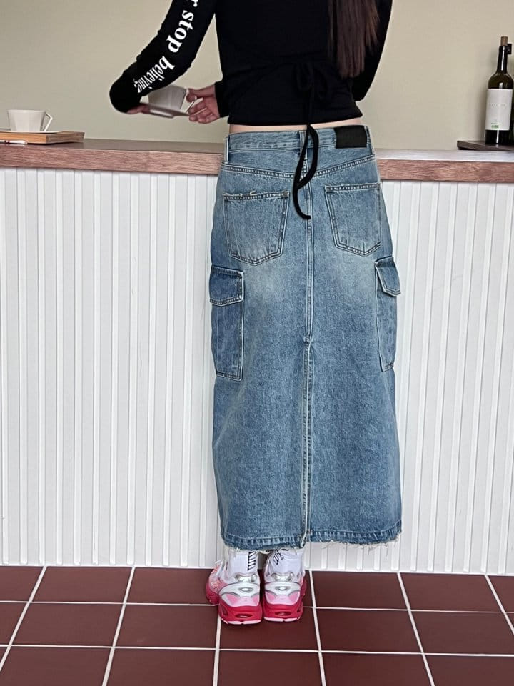 Bricklane - Korean Women Fashion - #vintageinspired - Slit Denim Skirt - 11