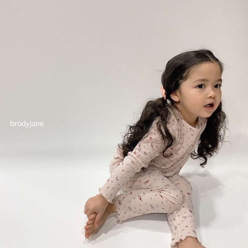 Brody Jane - Korean Baby Fashion - #babyoninstagram - Flower Eyelet Frill Top Bottom Set - 12