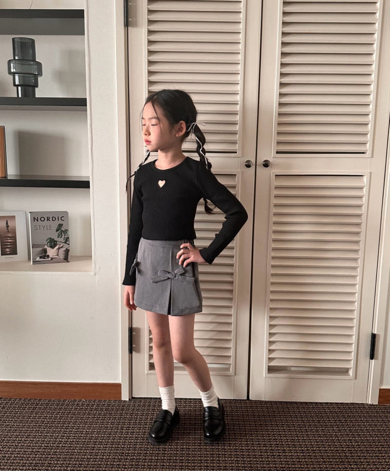 Comma - Korean Children Fashion - #designkidswear - Heart Punching Tee - 11