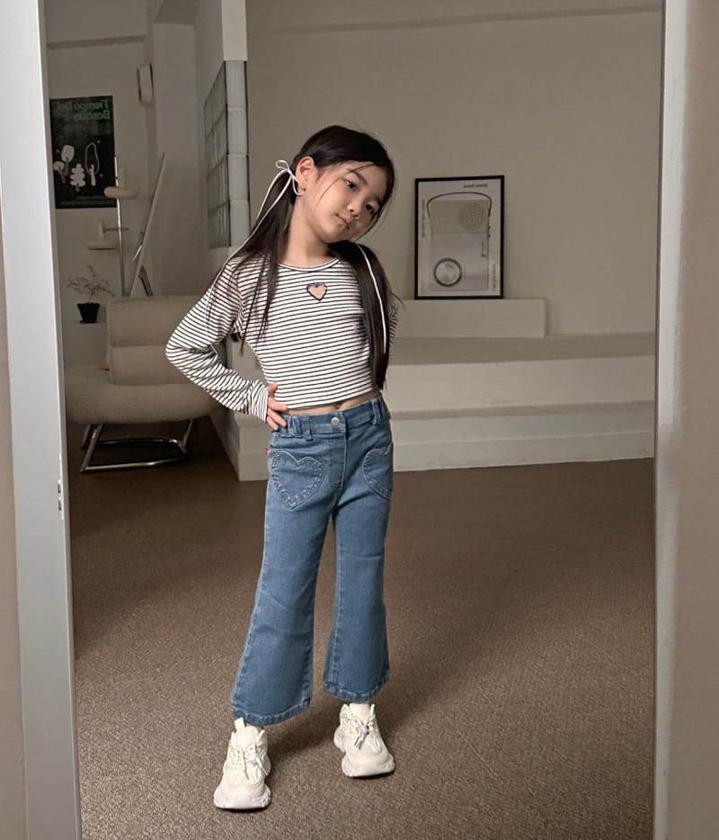 Comma - Korean Children Fashion - #kidsstore - Heart Denim Boots Cut Pants - 3