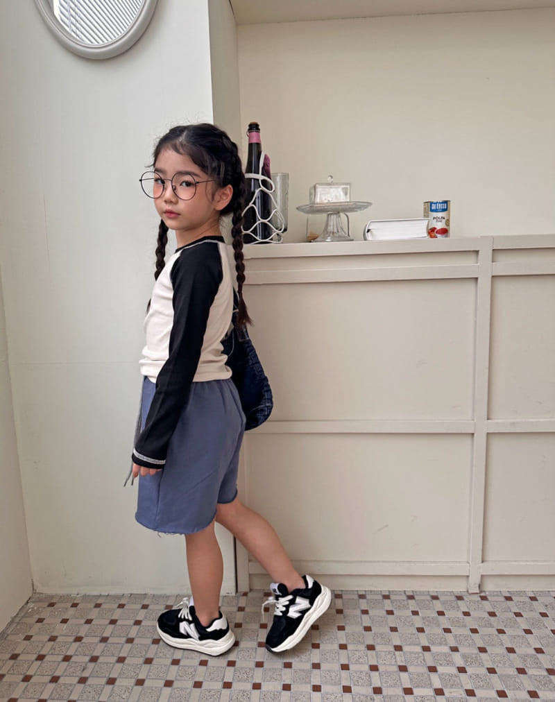 Comma - Korean Children Fashion - #littlefashionista - Raglan Tight Tee - 3